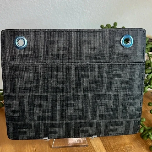 Fendi ROMA clutch pouch 🩶 New Without Tags - Picture 5 of 10